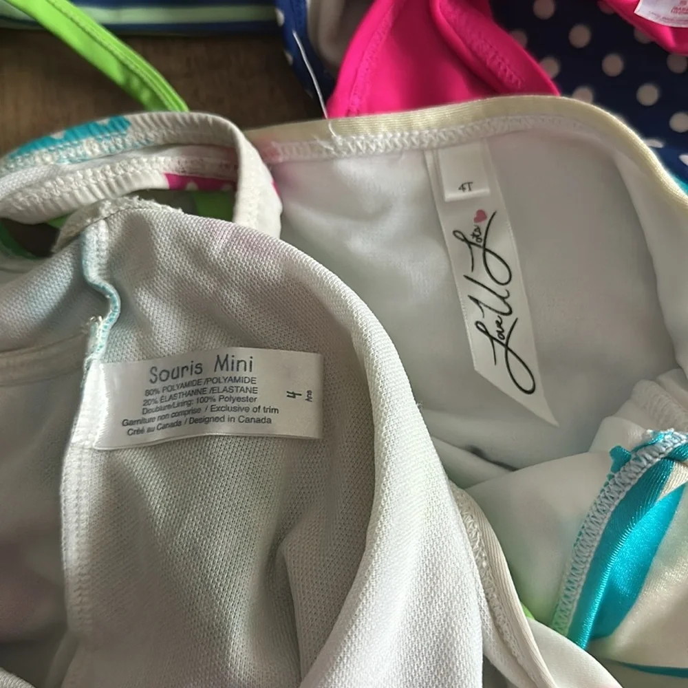 Youth Girl’s size XS/Small swimsuits/swimwear Lot Disney store, Souris Mini, etc